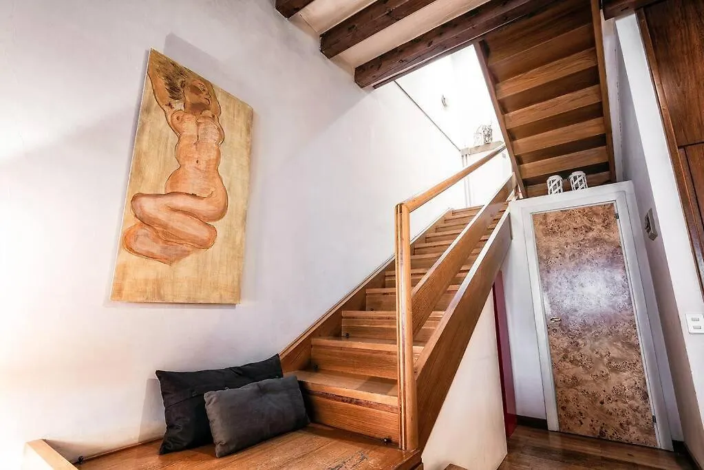 Loft Overlooking The Old Town . Feltre Italia
