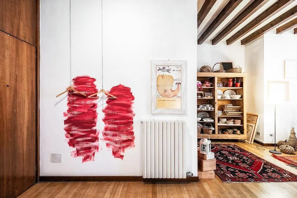 Loft Overlooking The Old Town . Feltre