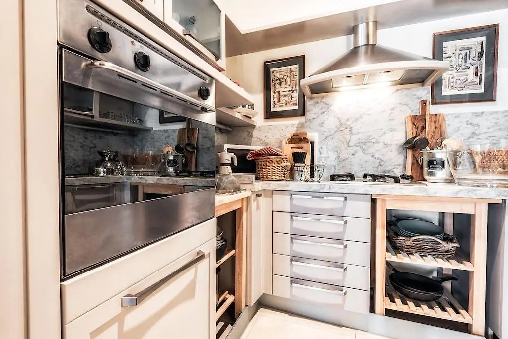 Loft Overlooking The Old Town . Feltre Appartamento